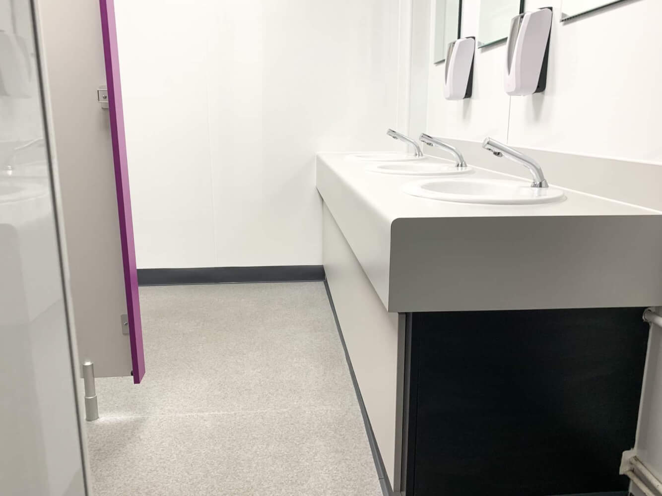 clearance bathroom vanities
