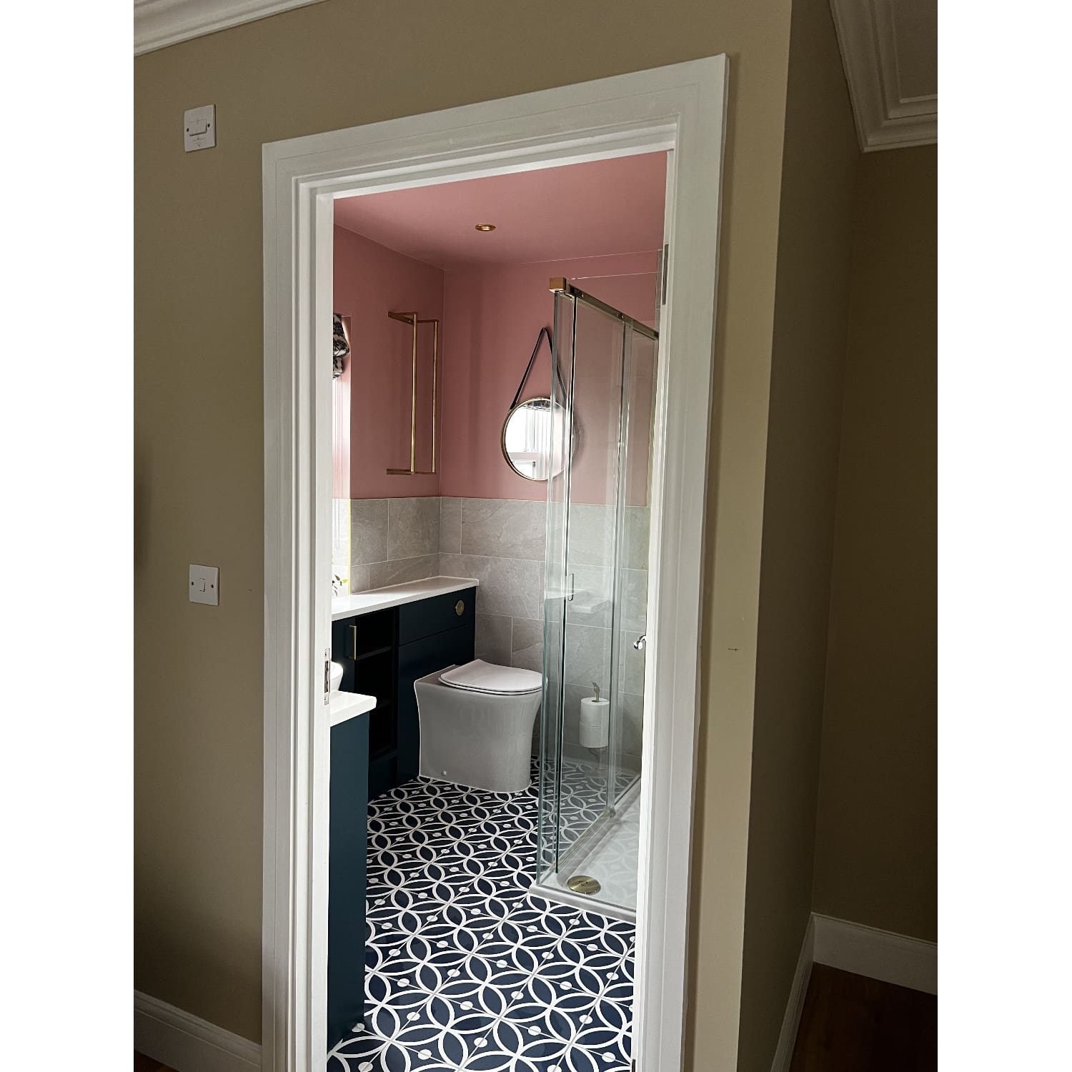 Easq1 | Total Bathrooms, Bath