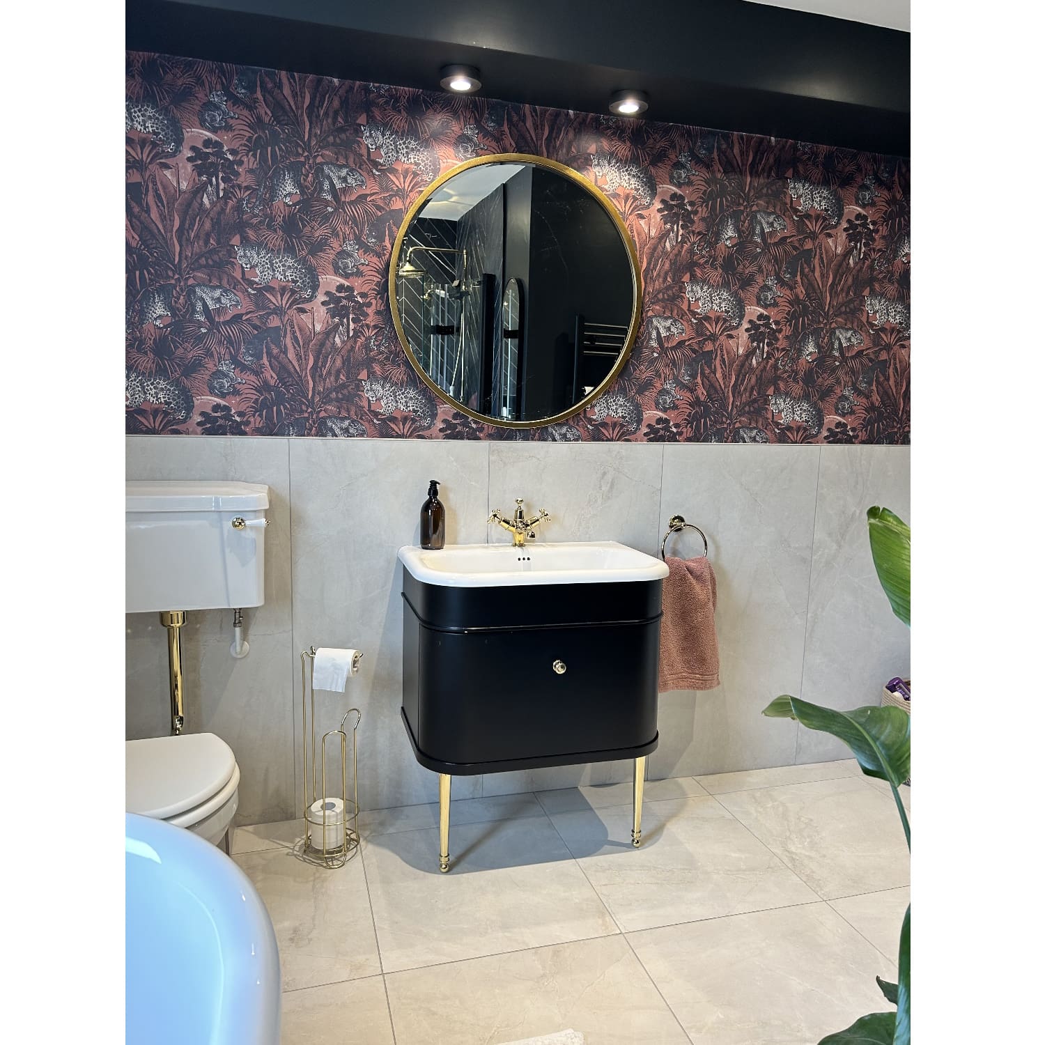 Sasq2 | Total Bathrooms, Bath