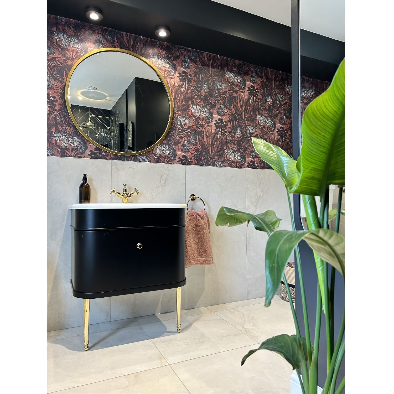 Sasq3 | Total Bathrooms, Bath