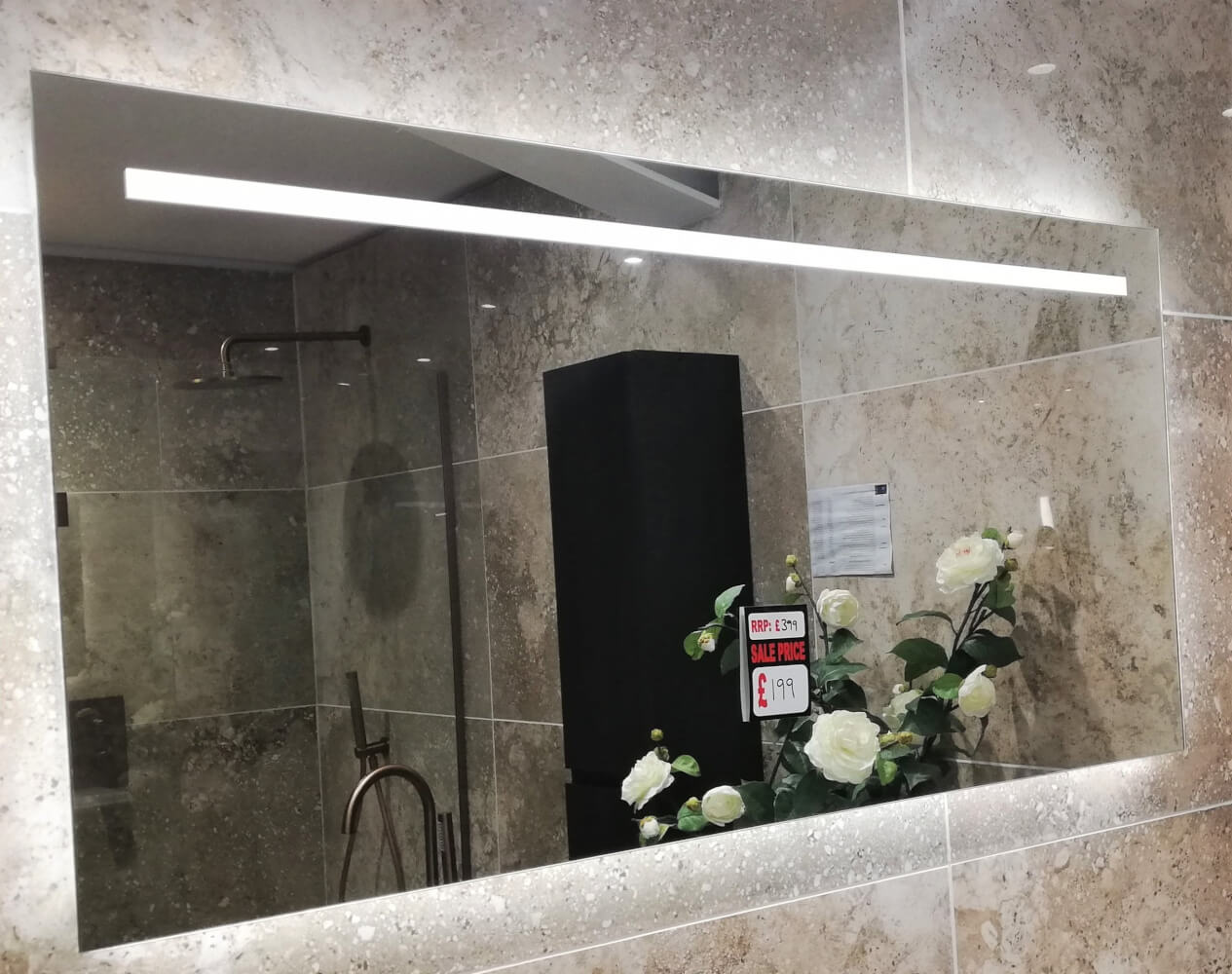 Pure LED mirror 400x600x43mm Single Light Ex-Display