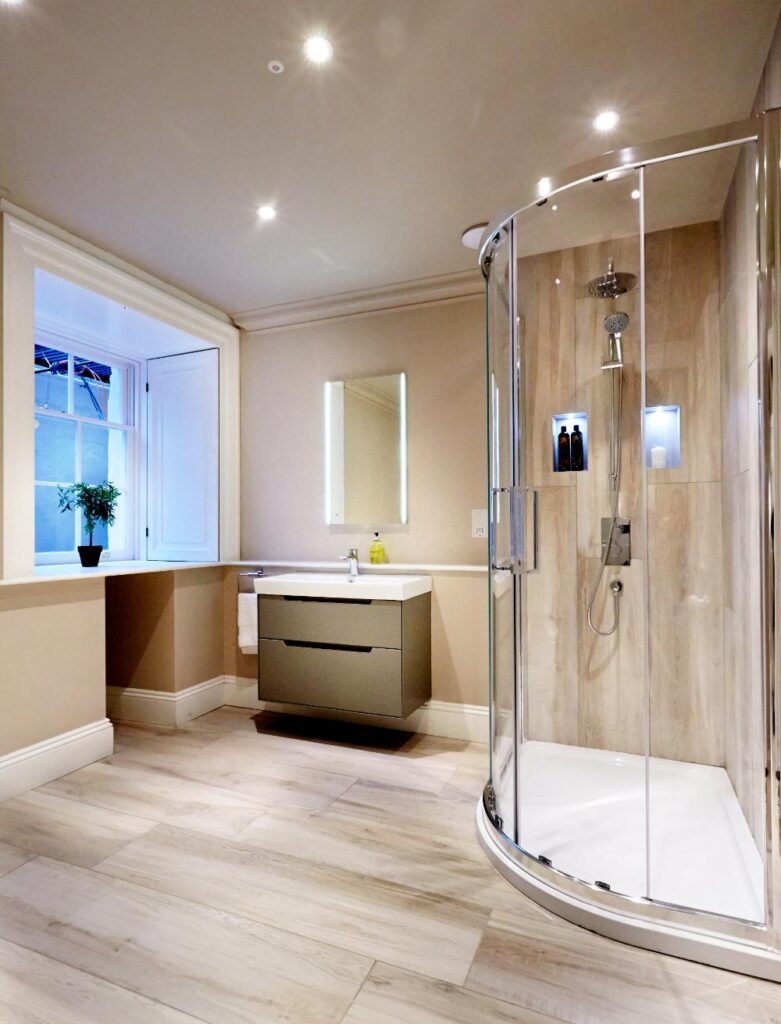 1010 Totalbathrooms 2017 01 | Total Bathrooms, Bath