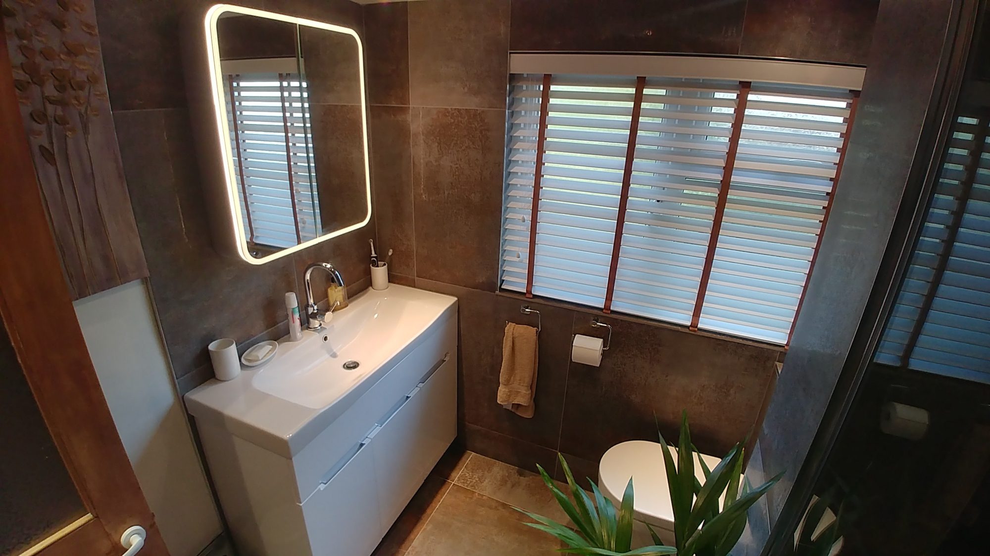 20211022 092142 Hdr | Total Bathrooms, Bath