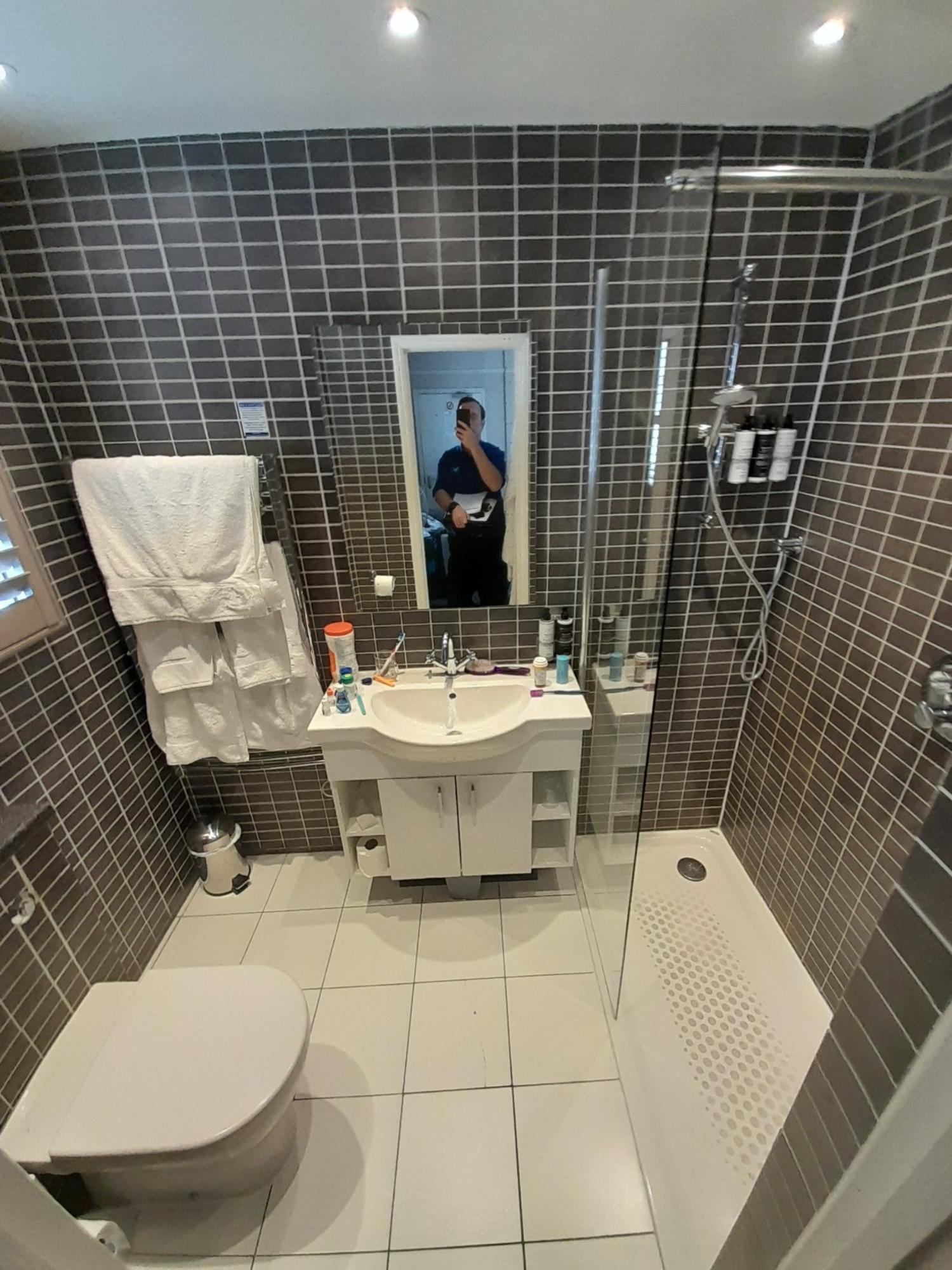 20220909 122841 | Total Bathrooms, Bath