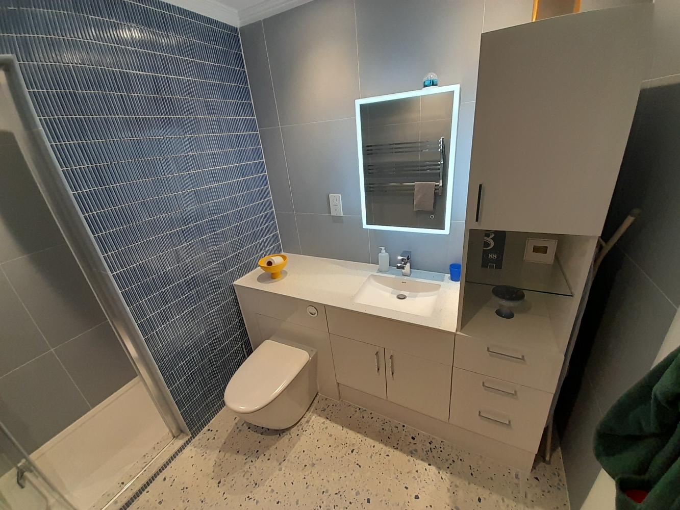 20230317 164343 | Total Bathrooms, Bath