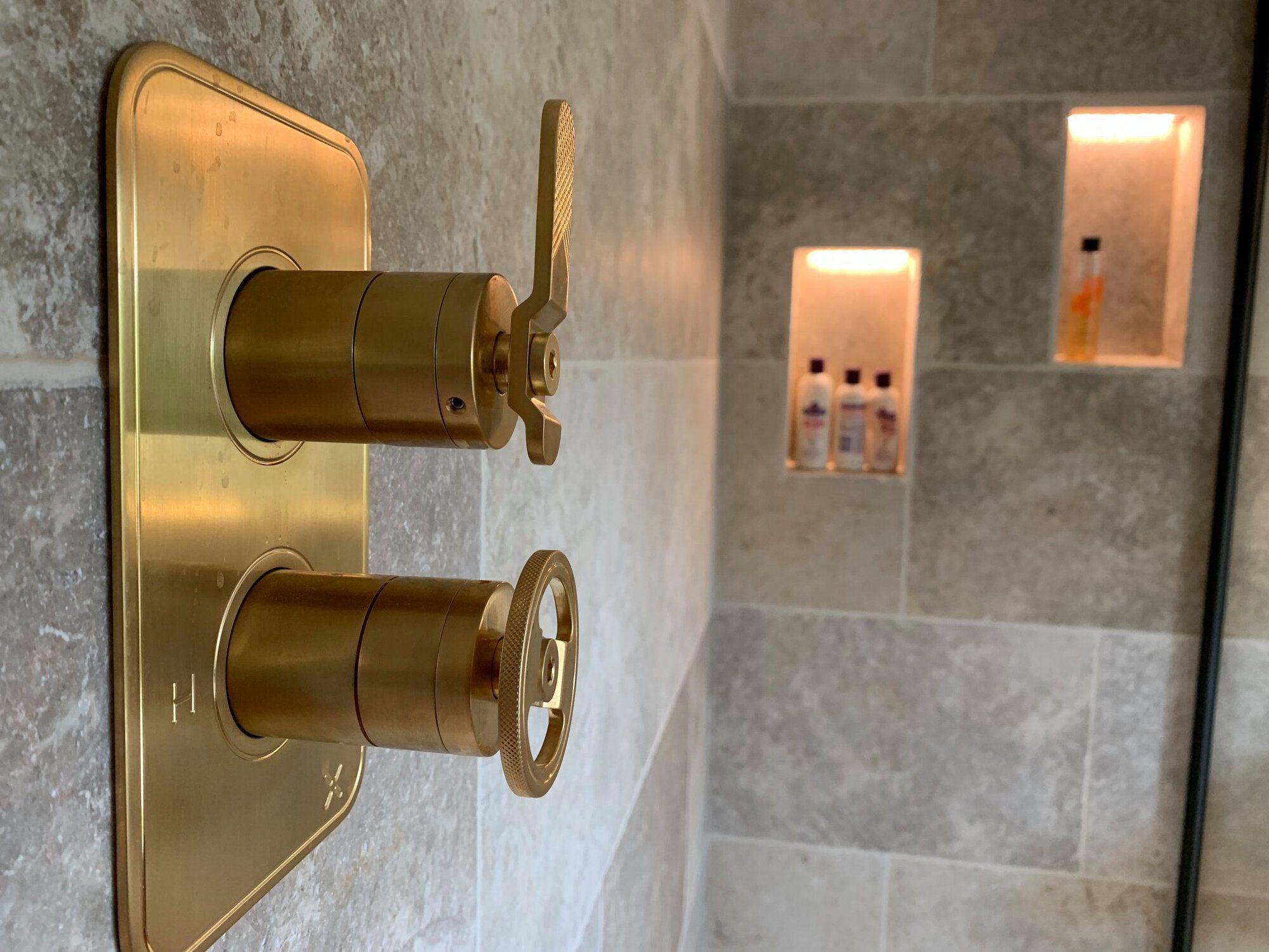 65052371 2275345725880655 5041599922495815680 O | Total Bathrooms, Bath