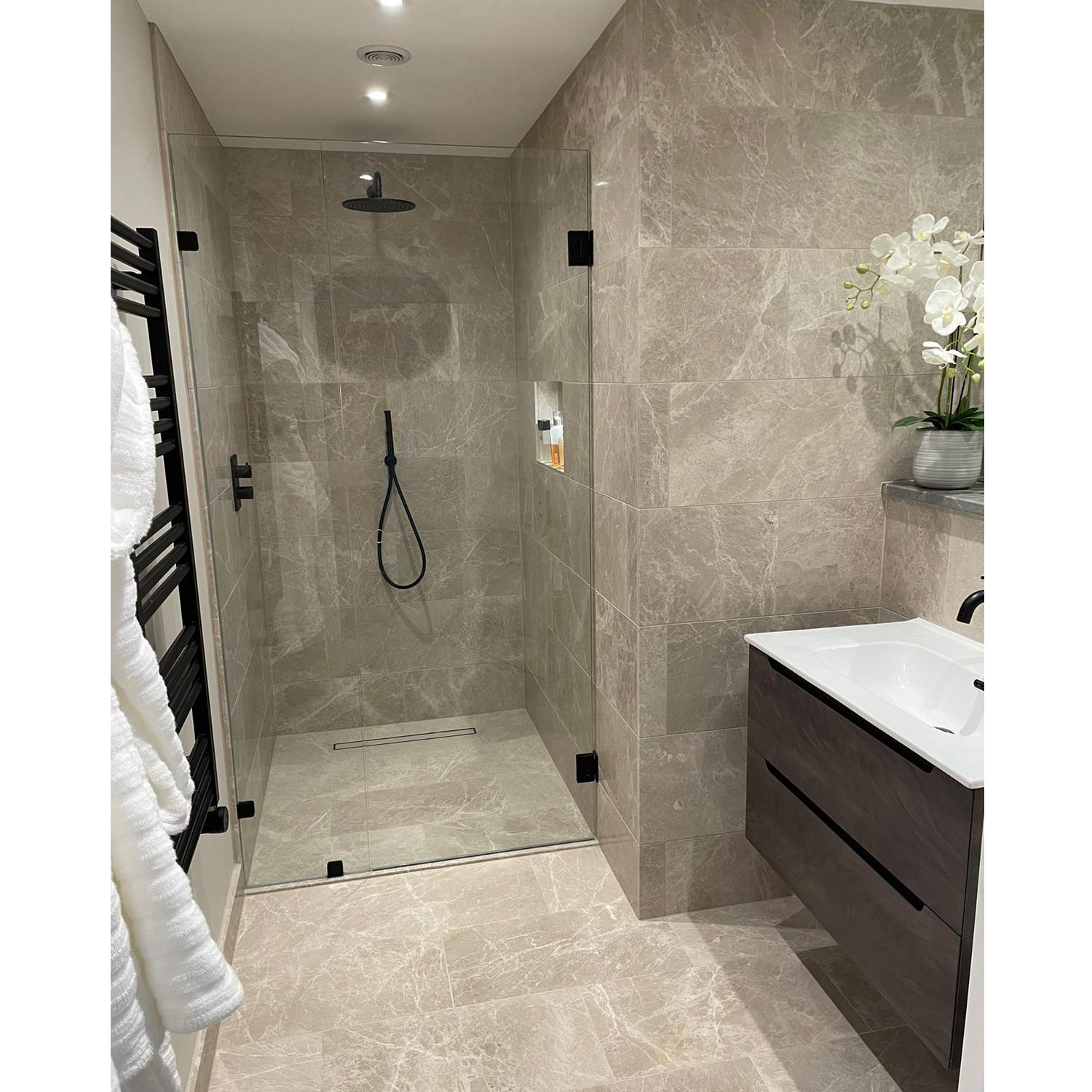 Uwc Sq1 | Total Bathrooms, Bath