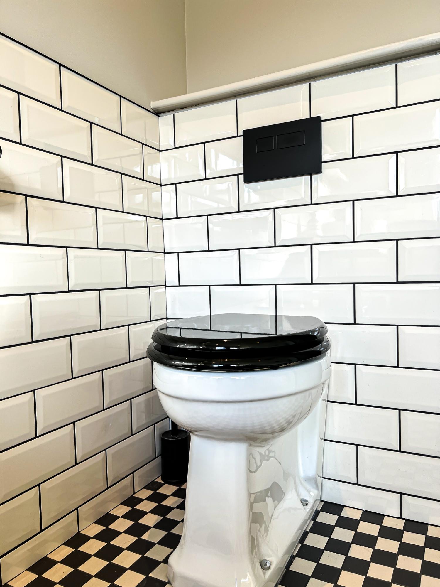 Photo 6 112 | Total Bathrooms, Bath