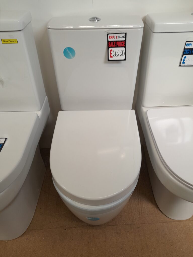 Ex-display Vitra, Sento close-coupled, fully enclosed toilet pan, cistern & seat
