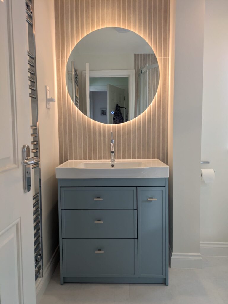 Macie Drive En suite 1 | Total Bathrooms